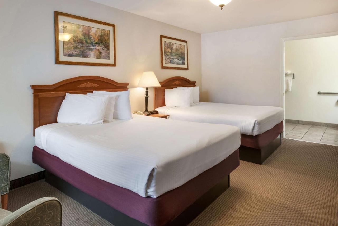 Surestay Hotel By Best Western Leesville Екстериор снимка